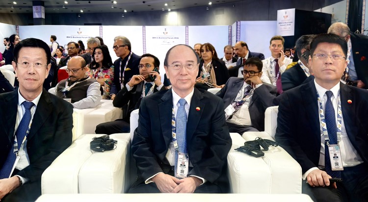 戴厚良应邀出席2026年金砖国家工商论坛